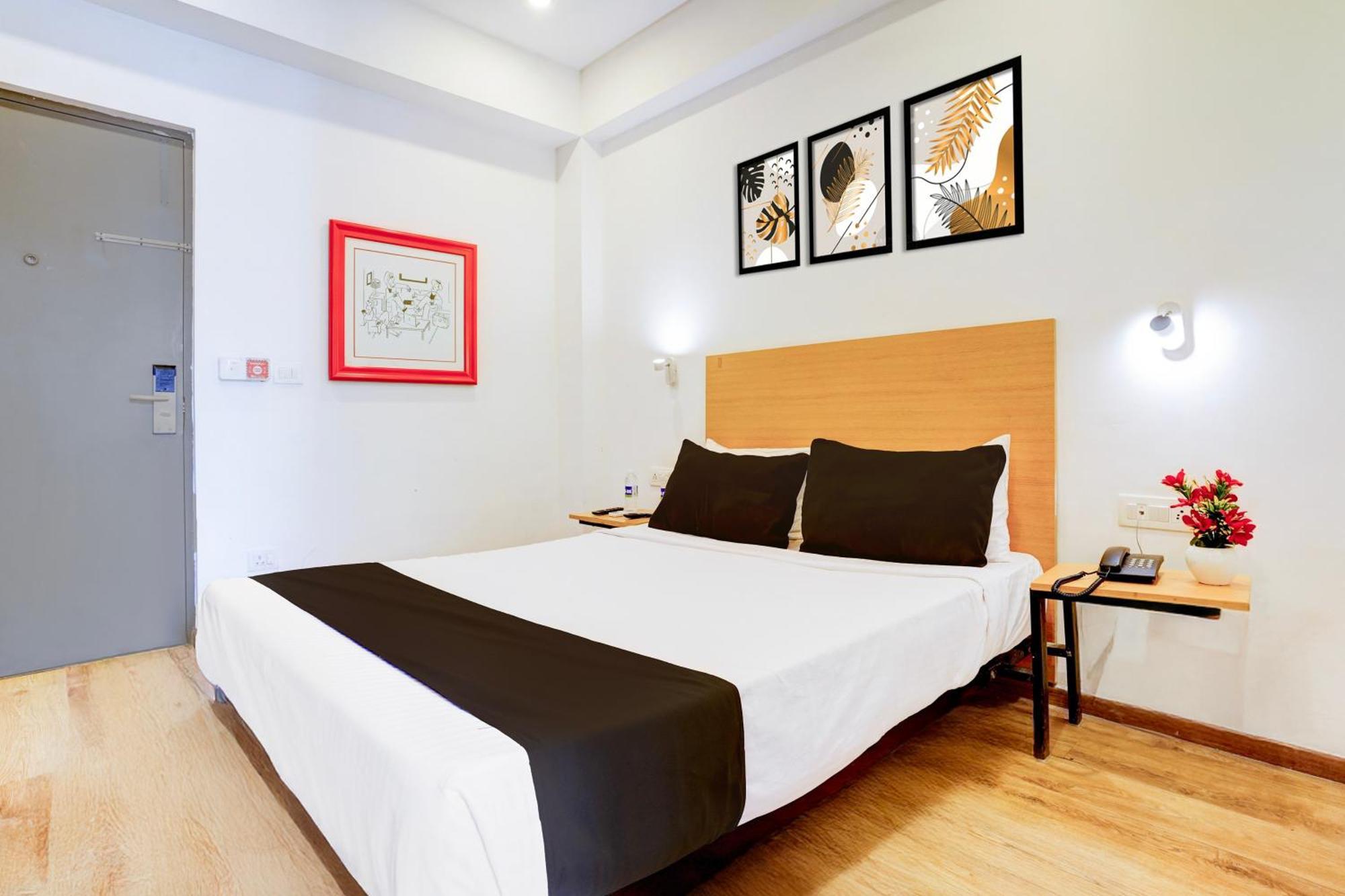 Hotel Townhouse Khar The Habitat Bombaj Exteriér fotografie